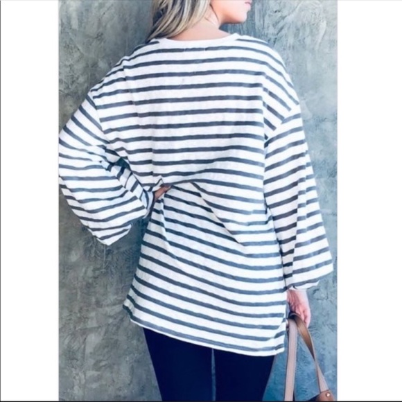NEW! STRIPED LONG SLEEVE PULLOVER SIZE SMALL - Picture 3 of 3
